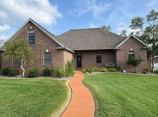 7820 Saint Jordan Cir, Newburgh, IN 47630