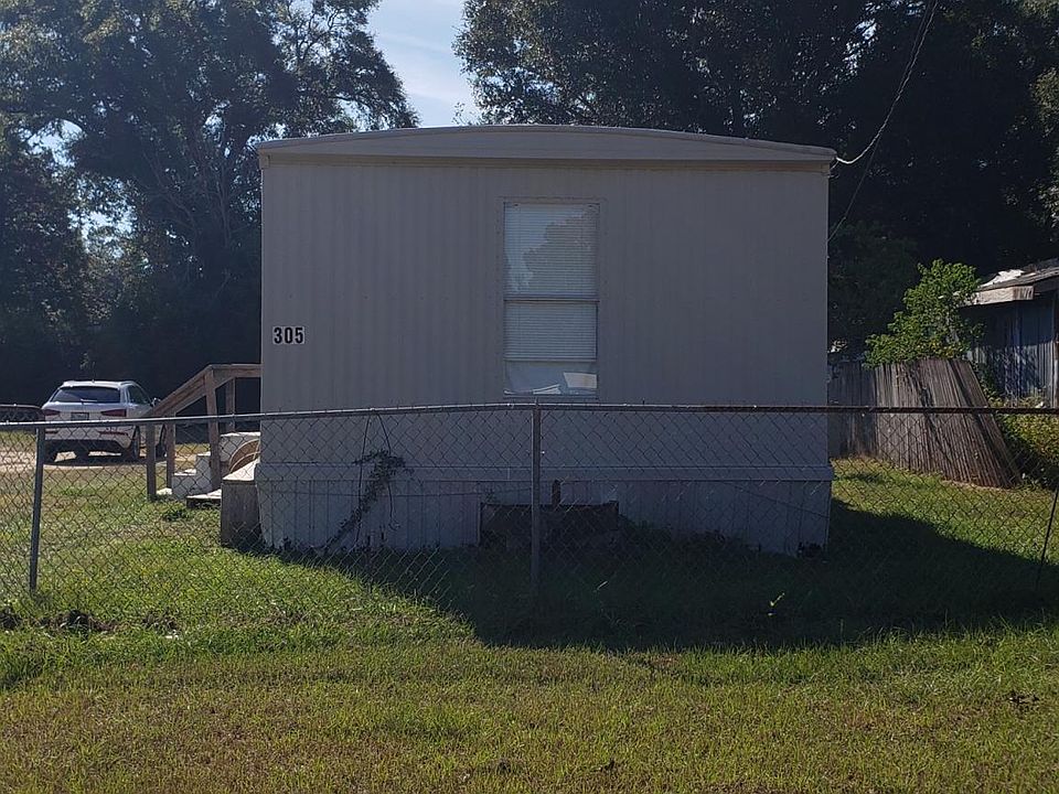 1st image of 305 Concordia Blvd