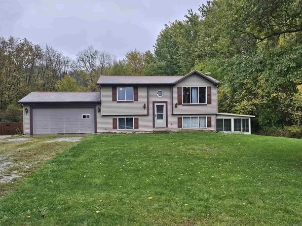 7170 N 290 W, Wawaka, IN 46794