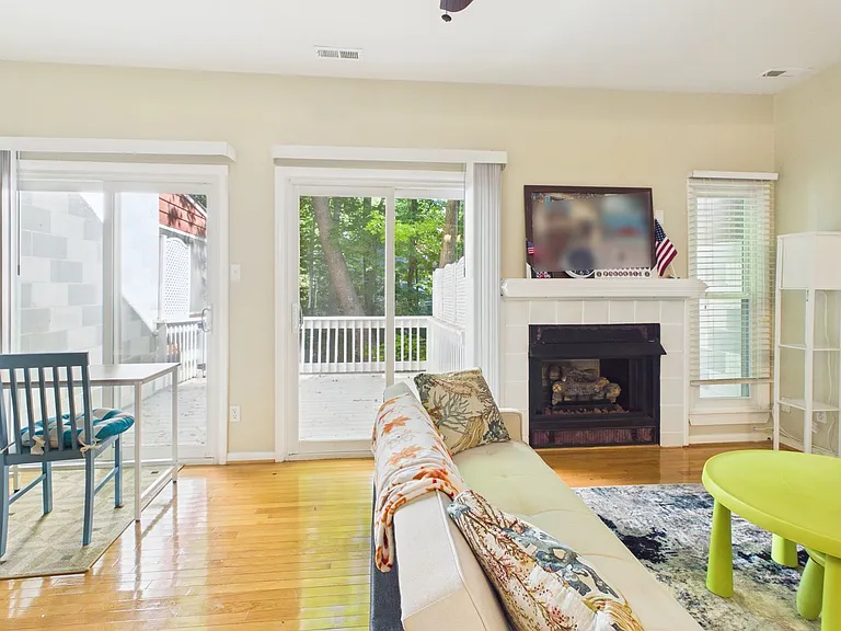 4905 Long Shadow Dr — Photo 13