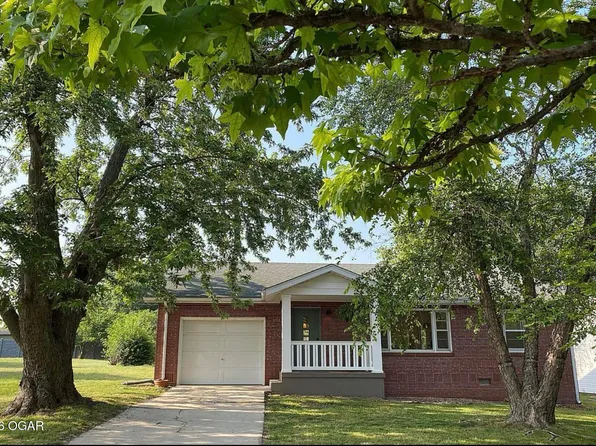 2811 E 15th St, Joplin, MO 64804