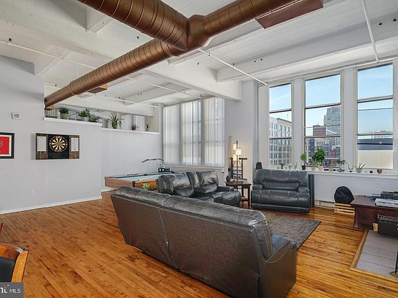 2nd image of 1238 Callowhill St Suite 605