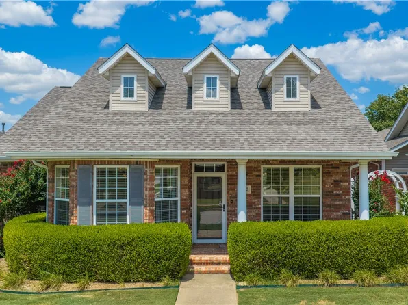 6872 Young Farm Ave, Springdale, AR 72762