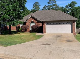 21 Westpointe Dr, Maumelle, AR 72113