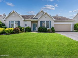 8 Bridle Way, Whiting, NJ 08759