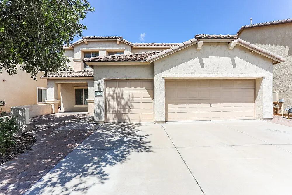 5 bed, 3.5 bath, 3187 sqft, $2,905 — Photo 1
