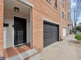 313 E Wildey St, Philadelphia, PA 19125