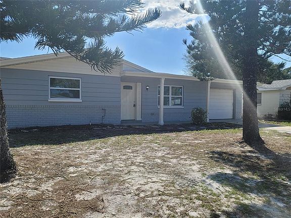 2nd image of 3106 Lloyd Dr