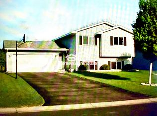 9712 Hames Ct S, Cottage Grove, MN 55016