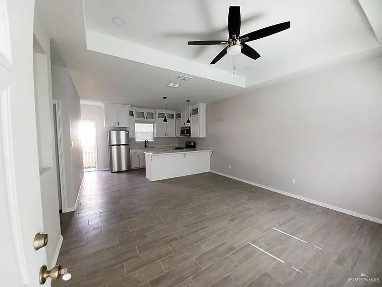 1630 Playa Dr #1 — Photo 5