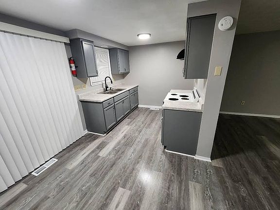 2nd image of 108 Heritage Cir