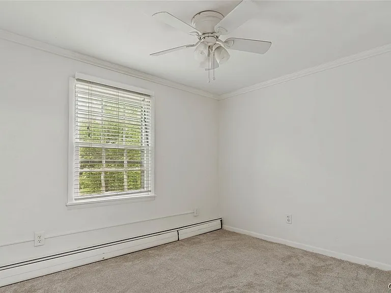 147 Elm St — Photo 12