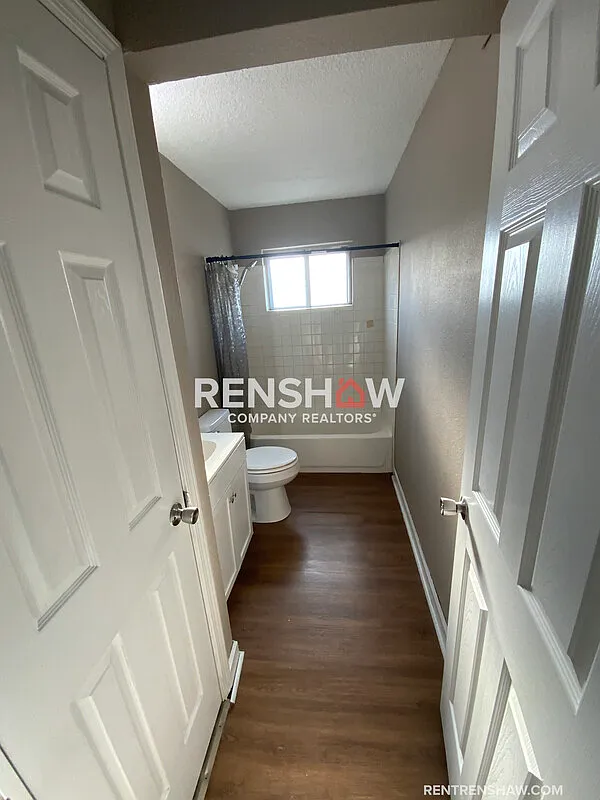 4 bed, 1.0 bath, 1100 sqft, $800 — Photo 4