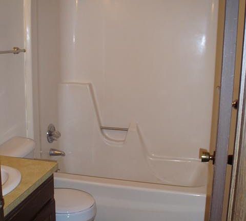 5th image of 529 Douglas Ave APT 7