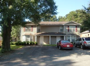 105 Hillside Ct #B, Dublin, GA 31021
