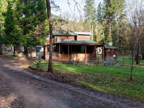 4015 Pleasant Creek Rd, Rogue River, OR 97537