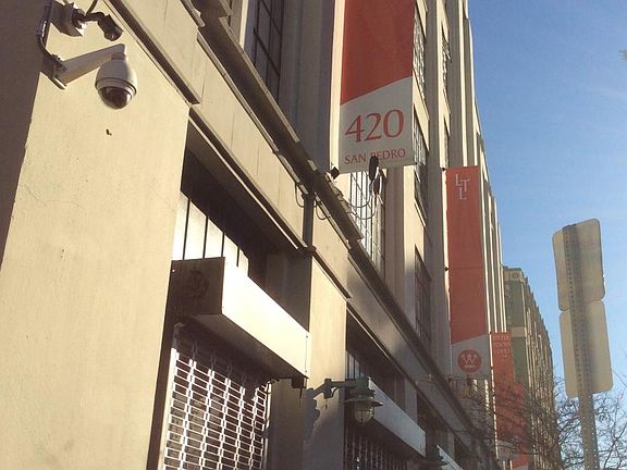 3rd image of 420 S San Pedro St APT 421