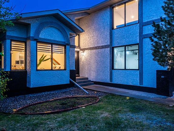 2nd image of 8266 Edgebrook Dr SW