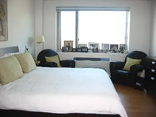 Rented by Corcoran | media 8