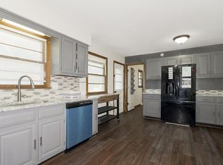 300 SE Chicago St #18106414, Blue Springs, MO 64014