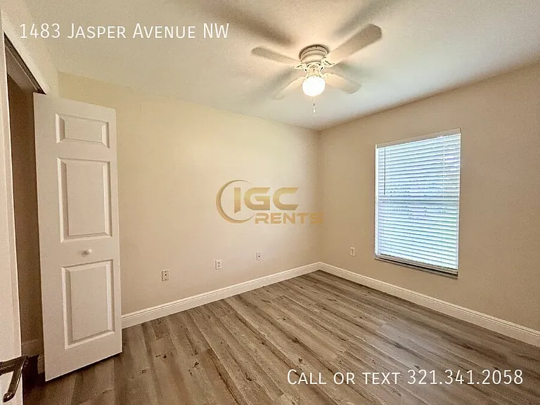 1483 Jasper Ave NW — Photo 12