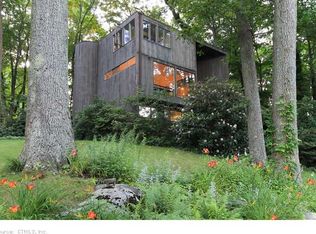 34 Trolley Ln, Essex, CT 06426