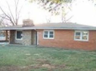 1103 Cote Sans Dssn Rd, Fulton, MO 65251