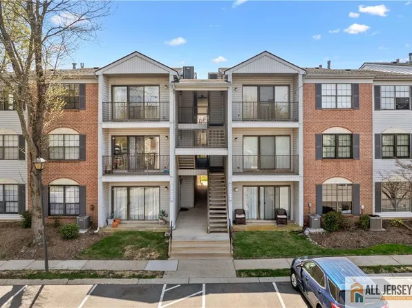 81 Fisher Dr #2503, Franklin Park, NJ 08823