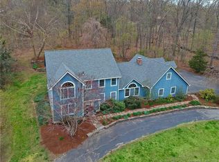 259 S Bigelow Rd, Hampton, CT 06247