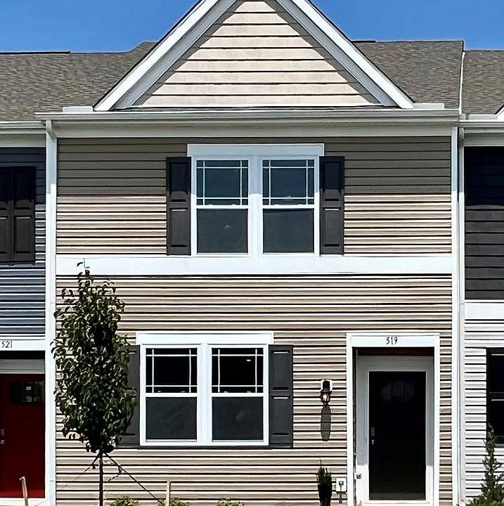 1st image of 815 Derwent Ln #163