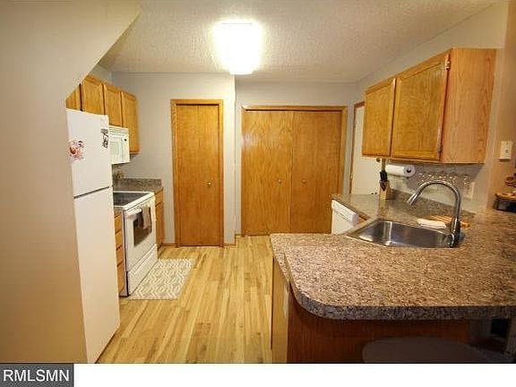 2nd image of 1825 Donegal Drive