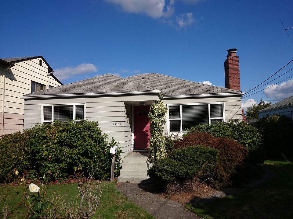 2nd image of 7044 34th Ave NE