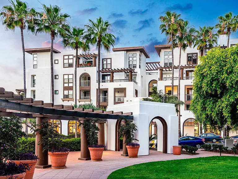 The Promenade Rio Vista Apartments — Photo 4
