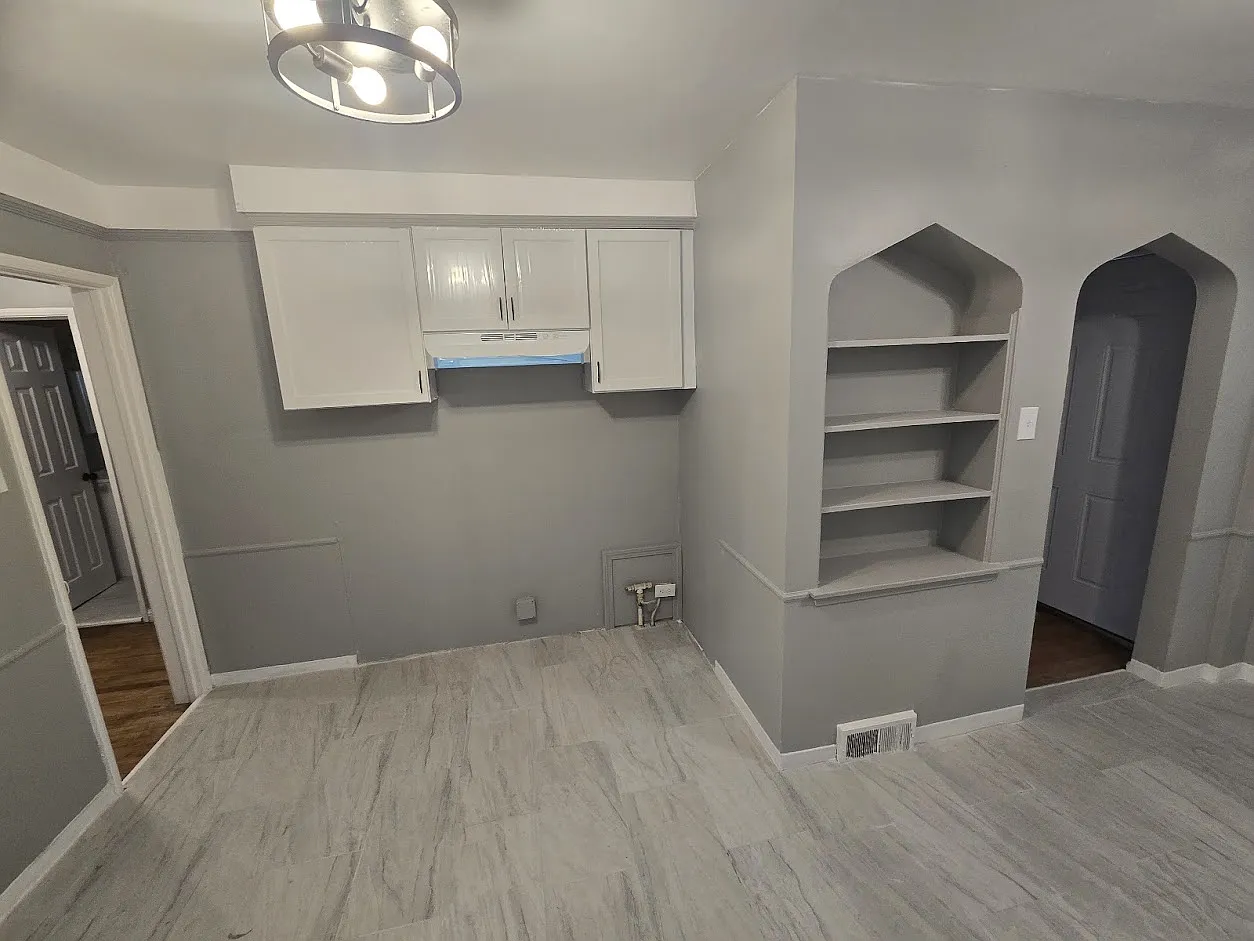 4 bed, $1,500 — Photo 4