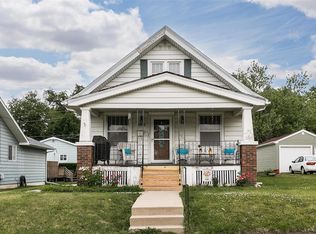 1724 J Ave NE, Cedar Rapids, IA 52402