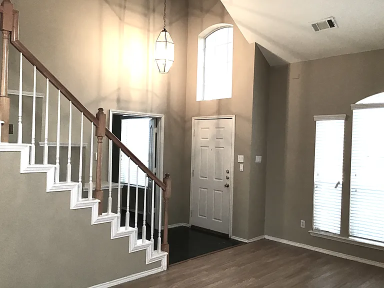 129 Hanover St — Photo 9