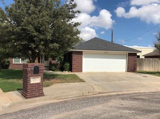 914 11th St, Wolfforth, TX 79382