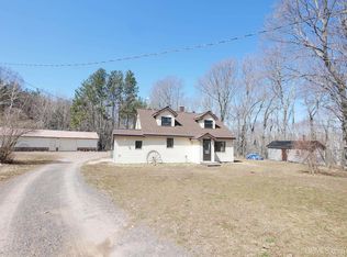 15411 N Superior Rd, Houghton, MI 49931