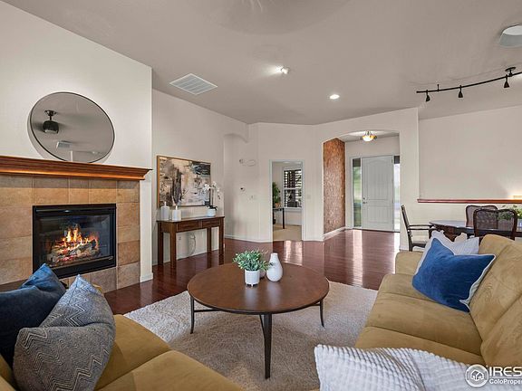 4th image of 4953 Kit Carson Dr