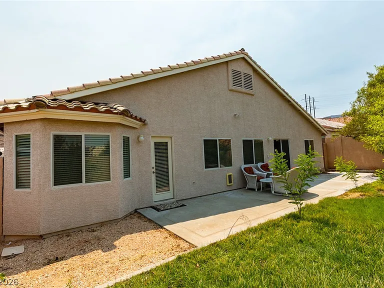 82 Rattlesnake Grass Ct — Photo 36