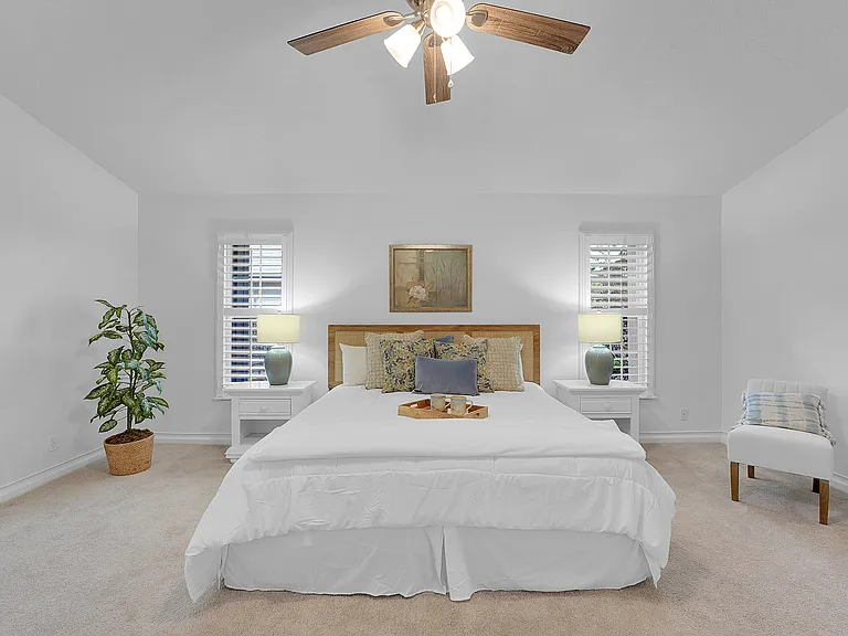 7305 Marsh Ter — Photo 12
