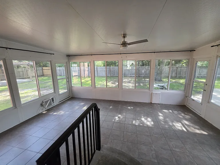2501 Elkhart Dr — Photo 24