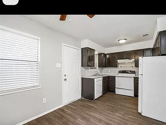 2nd image of 3089 W Sycamore Cir #3089
