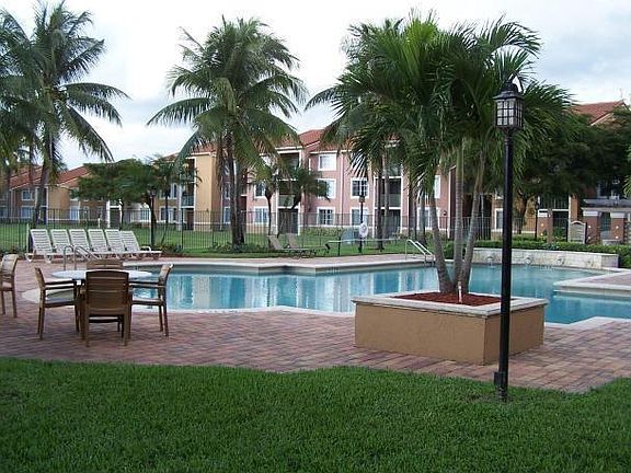 5th image of 7904 Sonoma Springs Cir APT 304