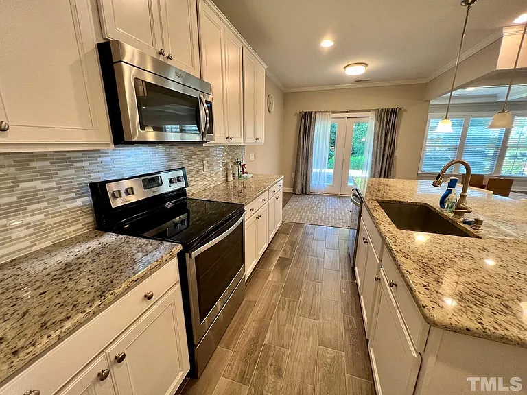 416 Daylin Dr — Photo 14