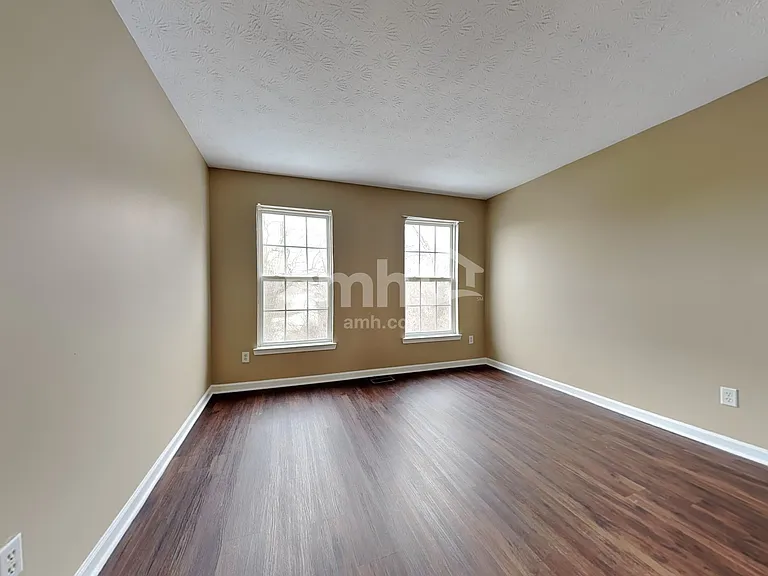 1195 Trish Ct — Photo 18