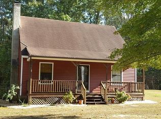 1152 W Chapel Dr, Bumpass, VA 23024