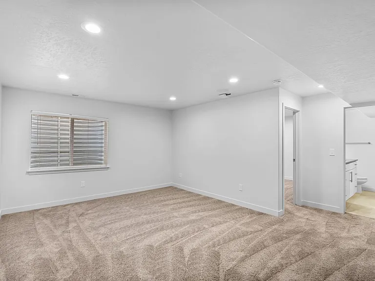 4287 E Golden Grv — Photo 22
