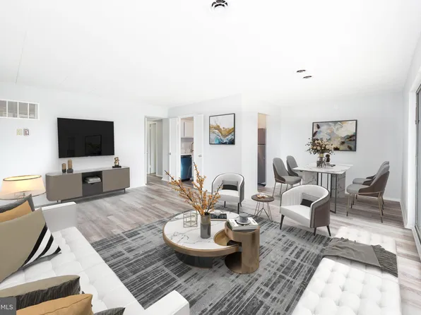 2602 Indian Dr #71, Alexandria, VA 22303