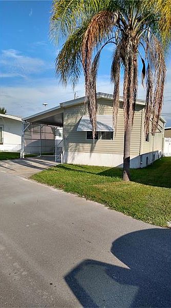 1st image of 311 52nd Avenue Dr W